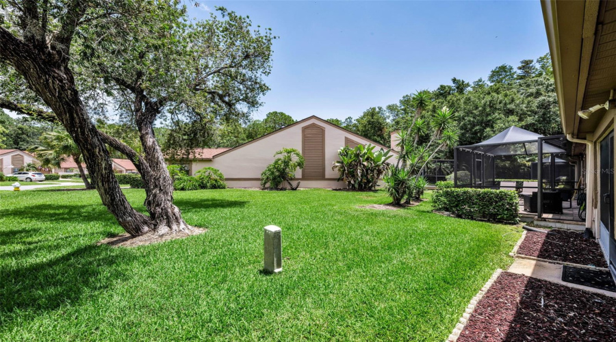 Palm Harbor, Florida 34685, 2 Bedroom Bedrooms, ,2 Bathroombathrooms,Residential,For Sale,Hillmoor,0,Mfrtb8525676