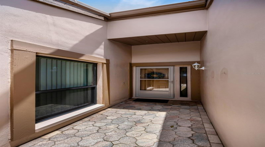 Palm Harbor, Florida 34685, 2 Bedroom Bedrooms, ,2 Bathroombathrooms,Residential,For Sale,Hillmoor,0,Mfrtb8525676