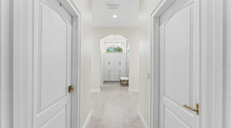 Lakeland, Florida 33813, 5 Bedroom Bedrooms, ,4 Bathroombathrooms,Residential,For Sale,Crescent Woods,0,Mfrl4963663