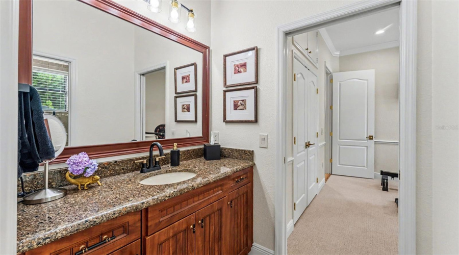 Lakeland, Florida 33813, 5 Bedroom Bedrooms, ,4 Bathroombathrooms,Residential,For Sale,Crescent Woods,0,Mfrl4963663