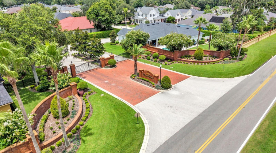 Lakeland, Florida 33813, 5 Bedroom Bedrooms, ,4 Bathroombathrooms,Residential,For Sale,Crescent Woods,0,Mfrl4963663
