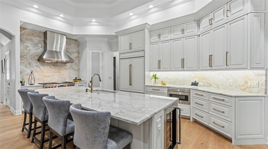 Lakeland, Florida 33813, 5 Bedroom Bedrooms, ,4 Bathroombathrooms,Residential,For Sale,Crescent Woods,0,Mfrl4963663