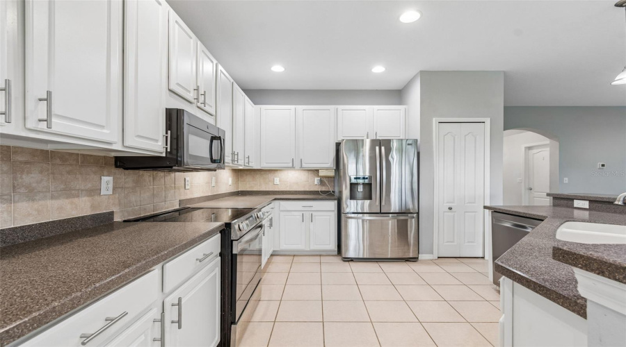 Land O Lakes, Florida 34639, 3 Bedroom Bedrooms, ,2 Bathroombathrooms,Residential,For Sale,Morgans Bluff,0,Mfrtb8521682