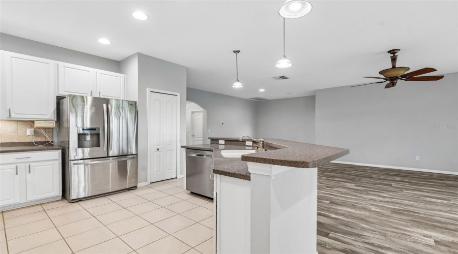 Land O Lakes, Florida 34639, 3 Bedroom Bedrooms, ,2 Bathroombathrooms,Residential,For Sale,Morgans Bluff,0,Mfrtb8521682