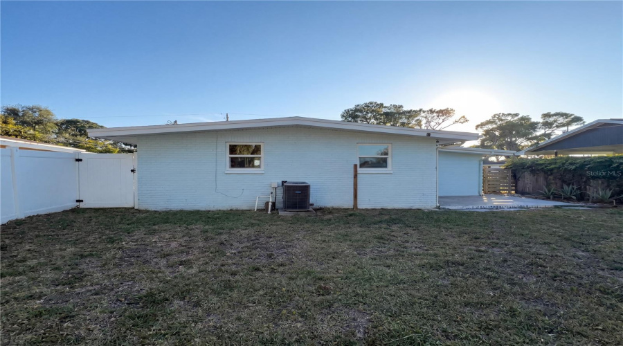 Edgewater, Florida 32132, 2 Bedroom Bedrooms, ,1 Bathroombathrooms,Residential,For Sale,New York,0,Mfro6406870