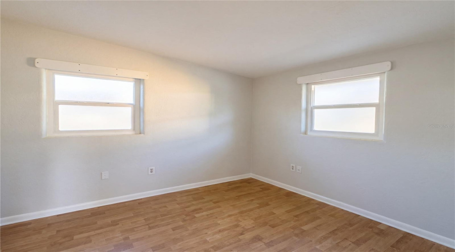 Edgewater, Florida 32132, 2 Bedroom Bedrooms, ,1 Bathroombathrooms,Residential,For Sale,New York,0,Mfro6406870