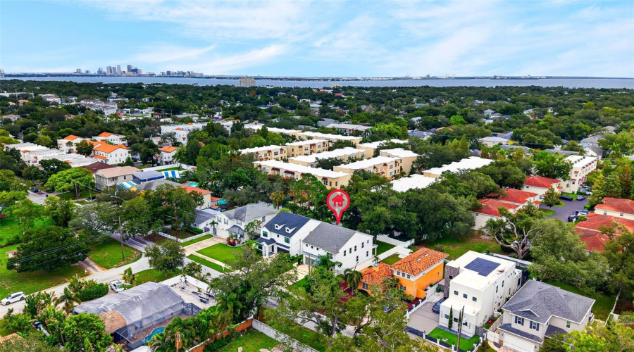 Tampa, Florida 33611, 5 Bedroom Bedrooms, ,3 Bathroombathrooms,Residential,For Sale,6Th,0,Mfrtb8529258