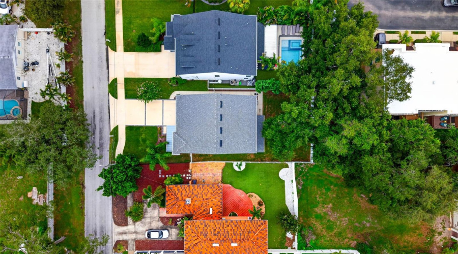 Roof Line Aerial