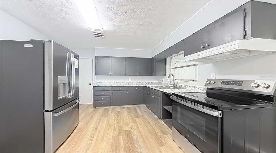 Weirsdale, Florida 32195, 3 Bedroom Bedrooms, ,2 Bathroombathrooms,Residential,For Sale,Sunset Harbor,0,Mfrom729787