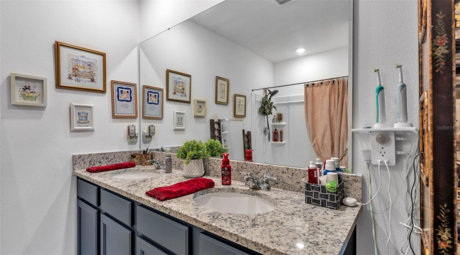 Bartow, Florida 33830, 3 Bedroom Bedrooms, ,2 Bathroombathrooms,Residential,For Sale,Diving Dove,0,Mfro6387219