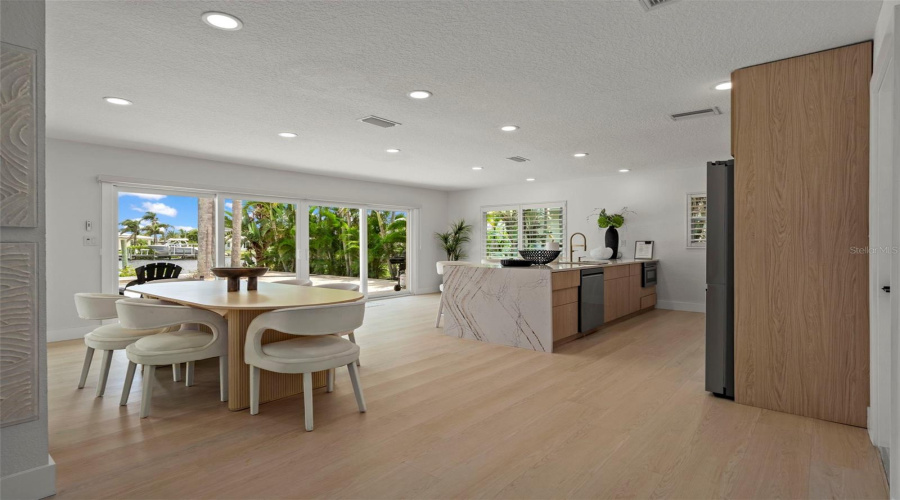 New Port Richey, Florida 34652, 3 Bedroom Bedrooms, ,3 Bathroombathrooms,Residential,For Sale,Leeward,0,Mfrl4963807