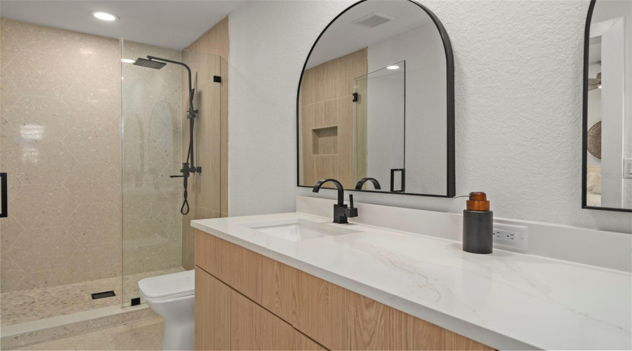 New Port Richey, Florida 34652, 3 Bedroom Bedrooms, ,3 Bathroombathrooms,Residential,For Sale,Leeward,0,Mfrl4963807