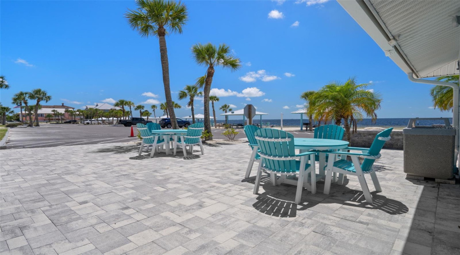 New Port Richey, Florida 34652, 3 Bedroom Bedrooms, ,3 Bathroombathrooms,Residential,For Sale,Leeward,0,Mfrl4963807