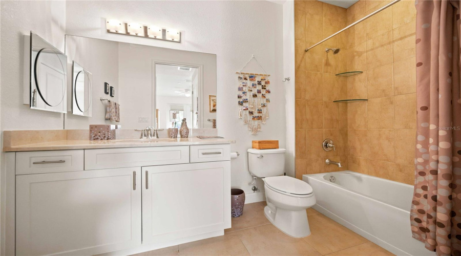 Venice, Florida 34285, 2 Bedroom Bedrooms, ,2 Bathroombathrooms,Residential,For Sale,Nokomis,0,Mfra4703408