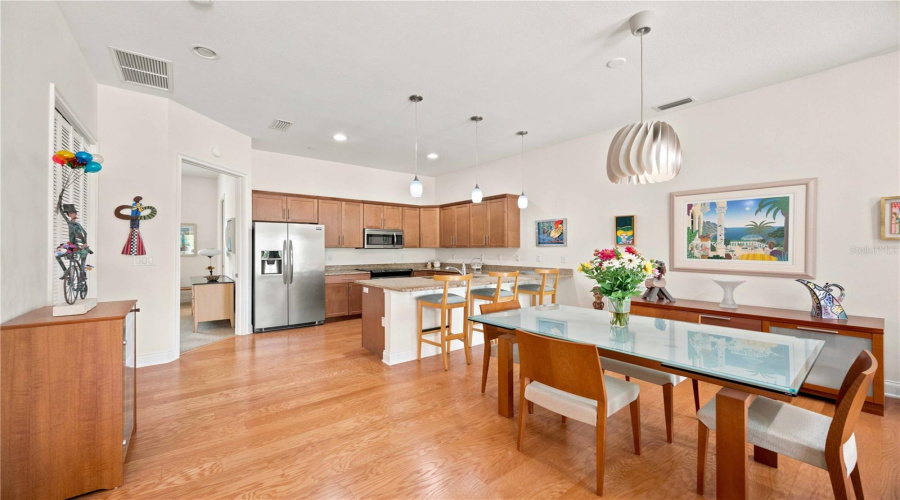 Venice, Florida 34285, 2 Bedroom Bedrooms, ,2 Bathroombathrooms,Residential,For Sale,Nokomis,0,Mfra4703408