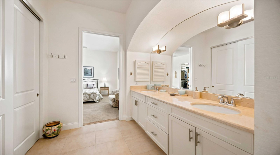 Venice, Florida 34285, 2 Bedroom Bedrooms, ,2 Bathroombathrooms,Residential,For Sale,Nokomis,0,Mfra4703408