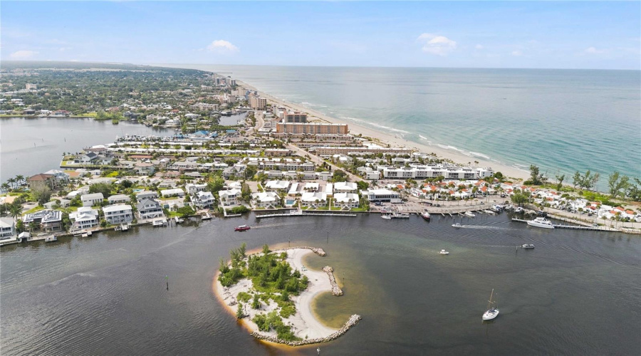 Venice, Florida 34285, 2 Bedroom Bedrooms, ,2 Bathroombathrooms,Residential,For Sale,Nokomis,0,Mfra4703408
