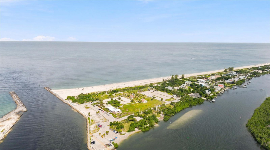 Venice, Florida 34285, 2 Bedroom Bedrooms, ,2 Bathroombathrooms,Residential,For Sale,Nokomis,0,Mfra4703408