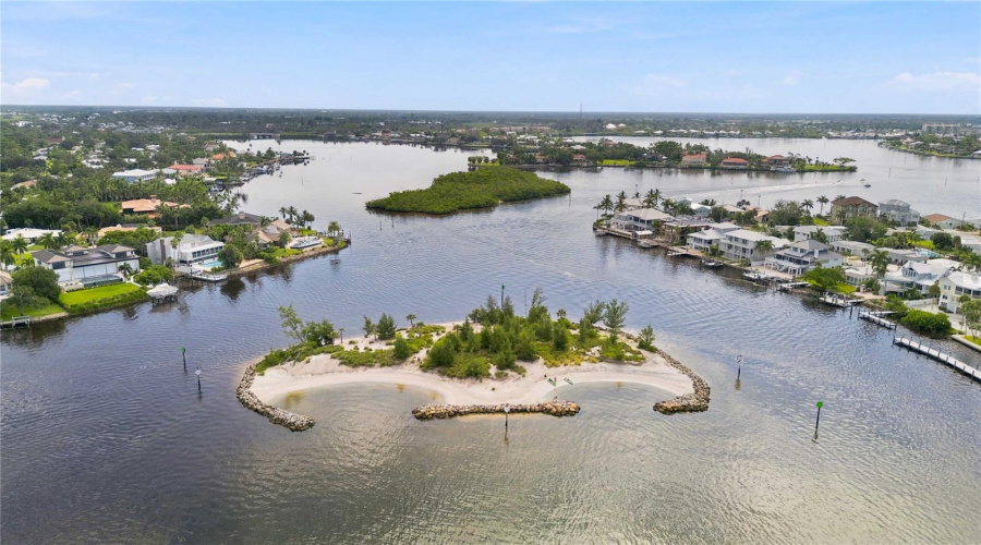 Venice, Florida 34285, 2 Bedroom Bedrooms, ,2 Bathroombathrooms,Residential,For Sale,Nokomis,0,Mfra4703408
