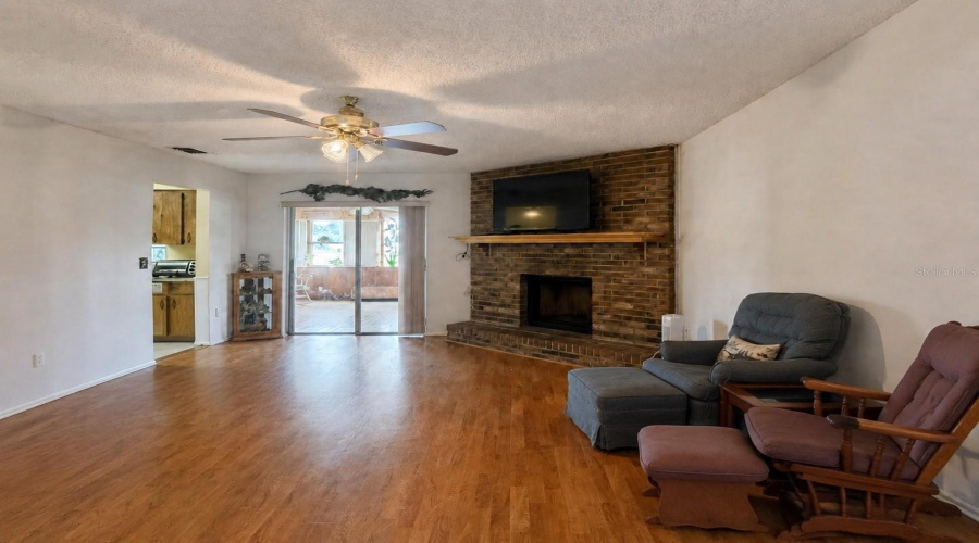 Kissimmee, Florida 34741, 3 Bedroom Bedrooms, ,2 Bathroombathrooms,Residential,For Sale,Green Meadow,0,Mfro6436317