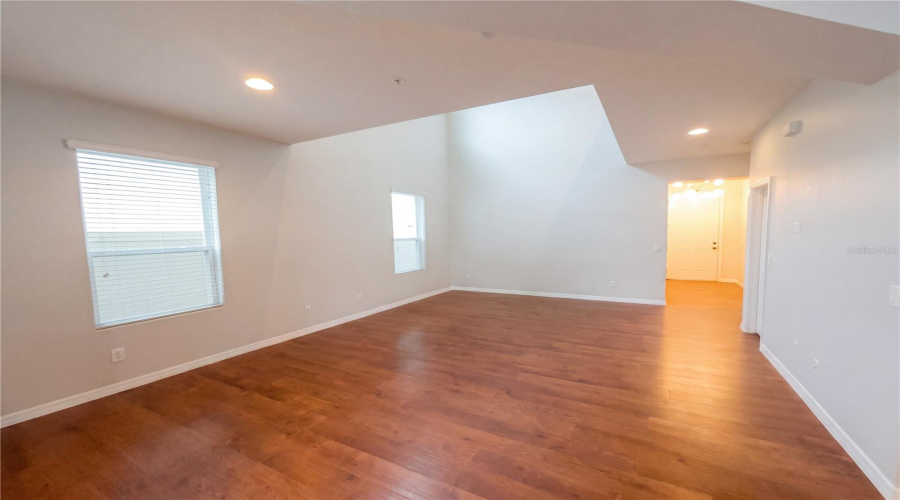 Winter Garden, Florida 34787, 2 Bedroom Bedrooms, ,2 Bathroombathrooms,Residential,For Sale,Bowman,0,Mfro6407484