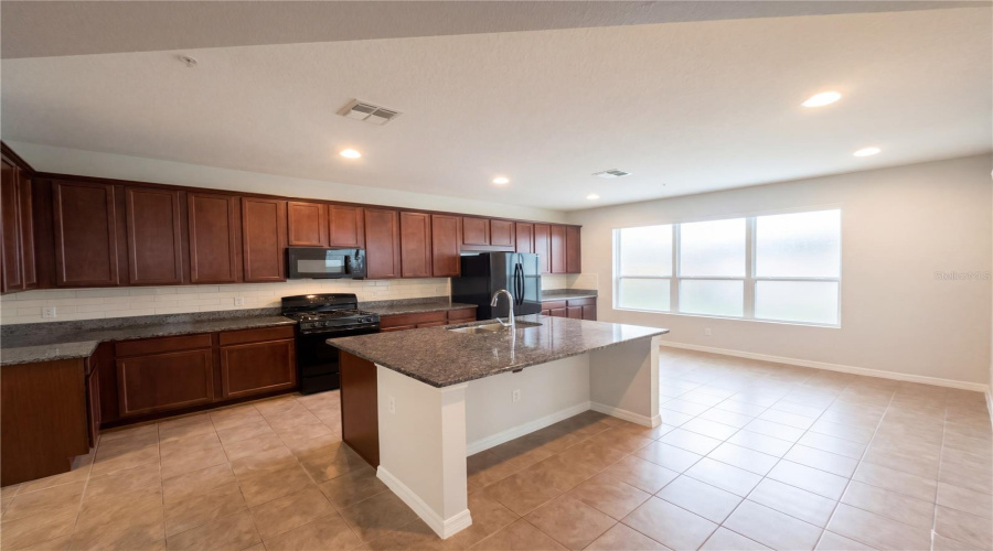 Winter Garden, Florida 34787, 2 Bedroom Bedrooms, ,2 Bathroombathrooms,Residential,For Sale,Bowman,0,Mfro6407484