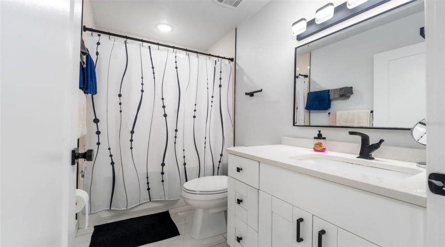 Bronson, Florida 32621, 4 Bedroom Bedrooms, ,3 Bathroombathrooms,Residential,For Sale,Highway 27 Alternate,0,Mfrgc542533