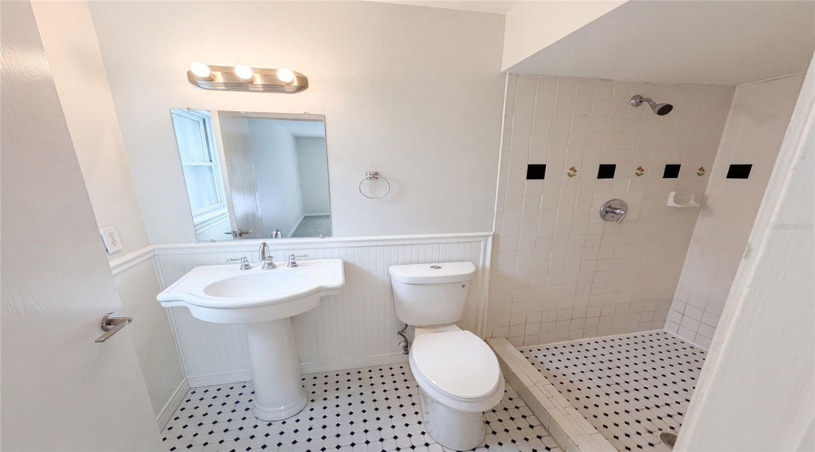 Winter Springs, Florida 32708, 3 Bedroom Bedrooms, ,2 Bathroombathrooms,Residential,For Sale,Sequoia,0,Mfro6424067