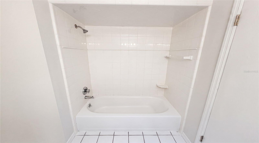 Winter Springs, Florida 32708, 3 Bedroom Bedrooms, ,2 Bathroombathrooms,Residential,For Sale,Sequoia,0,Mfro6424067