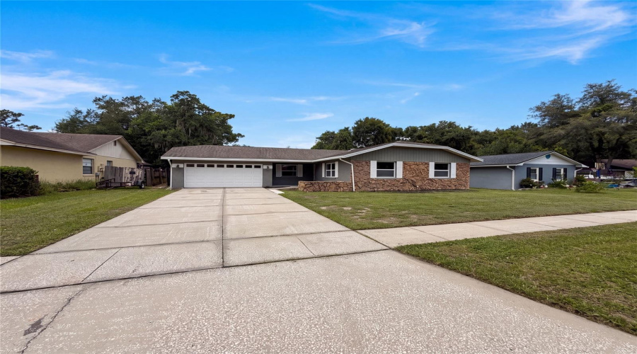 Winter Springs, Florida 32708, 3 Bedroom Bedrooms, ,2 Bathroombathrooms,Residential,For Sale,Sequoia,0,Mfro6424067