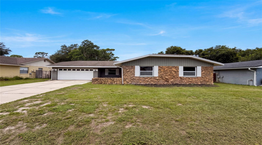 Winter Springs, Florida 32708, 3 Bedroom Bedrooms, ,2 Bathroombathrooms,Residential,For Sale,Sequoia,0,Mfro6424067