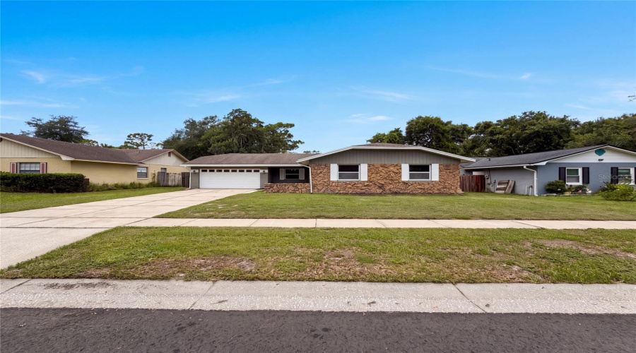 Winter Springs, Florida 32708, 3 Bedroom Bedrooms, ,2 Bathroombathrooms,Residential,For Sale,Sequoia,0,Mfro6424067