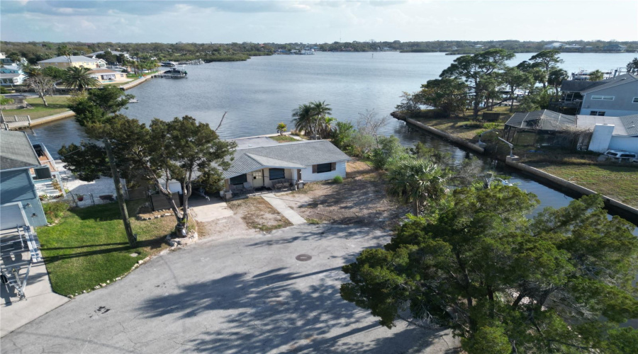 Port Richey, Florida 34668, 2 Bedroom Bedrooms, ,2 Bathroombathrooms,Residential,For Sale,Damen,0,Mfrw7883700