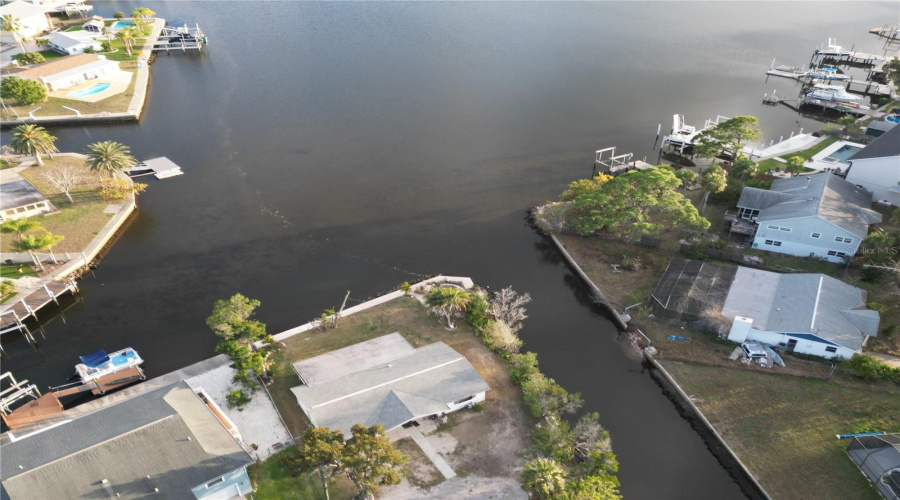 Port Richey, Florida 34668, 2 Bedroom Bedrooms, ,2 Bathroombathrooms,Residential,For Sale,Damen,0,Mfrw7883700