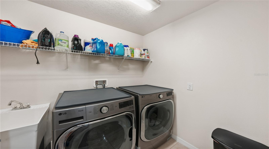 Riverview, Florida 33578, 4 Bedroom Bedrooms, ,2 Bathroombathrooms,Residential,For Sale,Loblolly Pine,0,Mfrtb8536901