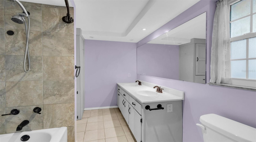 Port Richey, Florida 34668, 2 Bedroom Bedrooms, ,2 Bathroombathrooms,Residential,For Sale,Greenbriar,0,Mfrw7888078