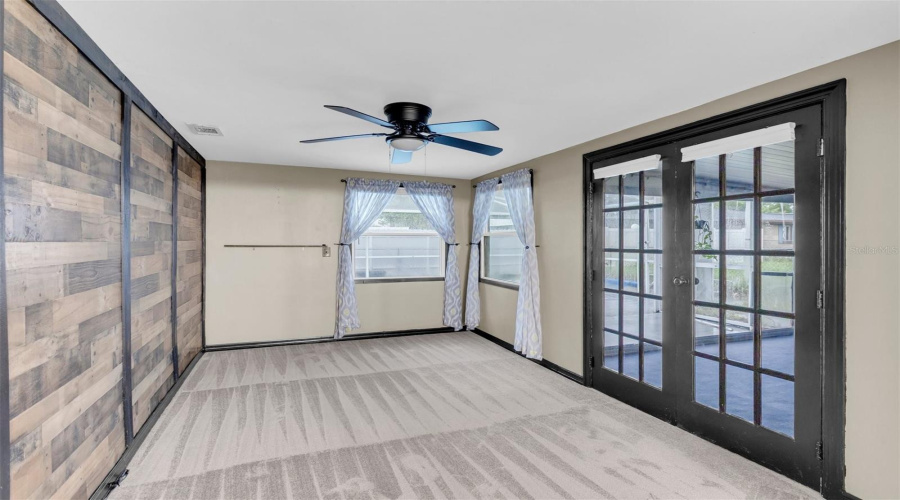 Den/Office/Bonus Room