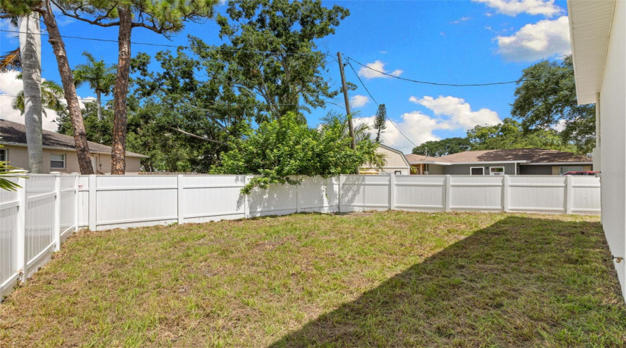 Bradenton, Florida 34208, 3 Bedroom Bedrooms, ,2 Bathroombathrooms,Residential,For Sale,Brown,0,Mfra4696980