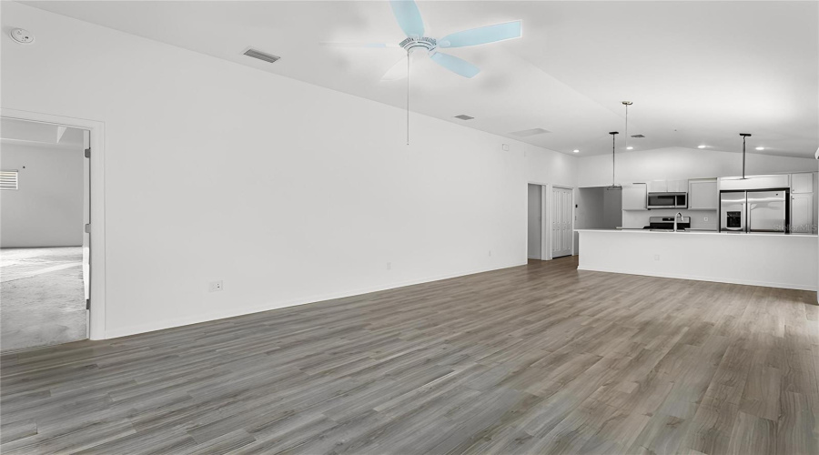Open Concept Lr/Dr/Kitchen