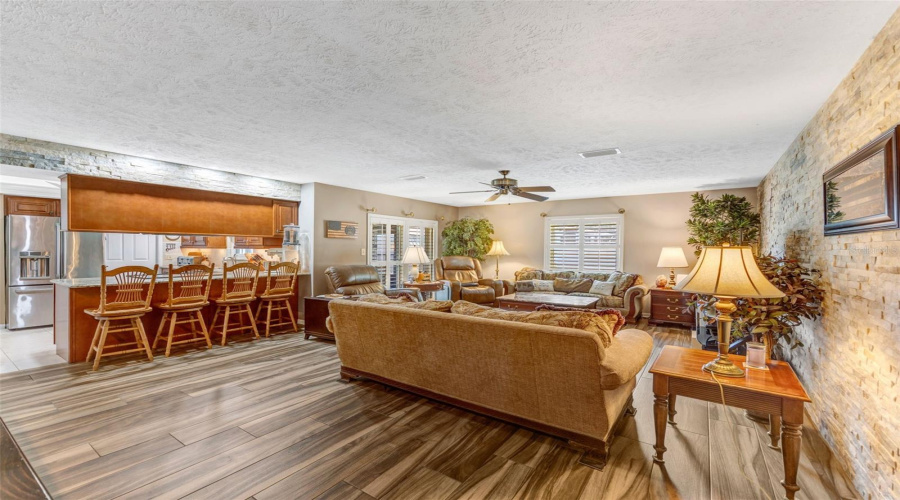 Valrico, Florida 33594, 3 Bedroom Bedrooms, ,2 Bathroombathrooms,Residential,For Sale,Highgate,0,Mfrtb8542277