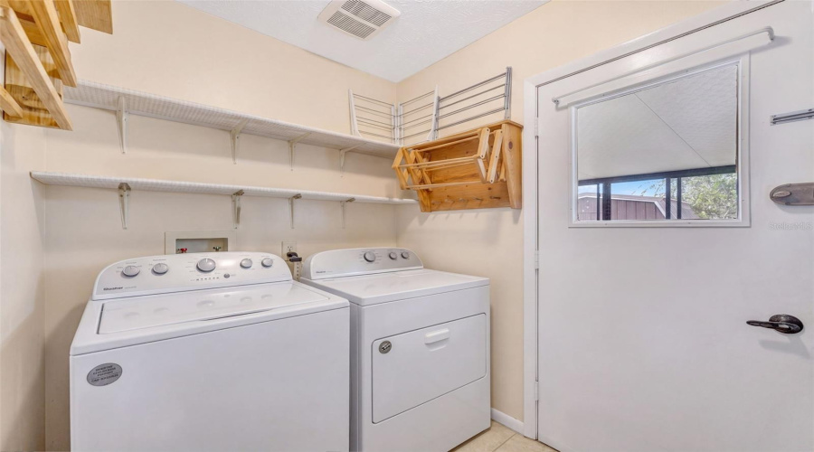 Valrico, Florida 33594, 3 Bedroom Bedrooms, ,2 Bathroombathrooms,Residential,For Sale,Highgate,0,Mfrtb8542277