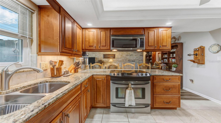 Valrico, Florida 33594, 3 Bedroom Bedrooms, ,2 Bathroombathrooms,Residential,For Sale,Highgate,0,Mfrtb8542277