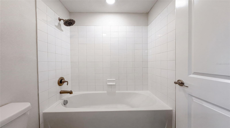 Ruskin, Florida 33573, 4 Bedroom Bedrooms, ,2 Bathroombathrooms,Residential,For Sale,Ivory,0,Mfro6428343