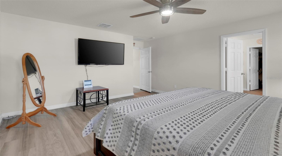 Kissimmee, Florida 34744, 4 Bedroom Bedrooms, ,2 Bathroombathrooms,Residential,For Sale,Crest,0,Mfro6409508