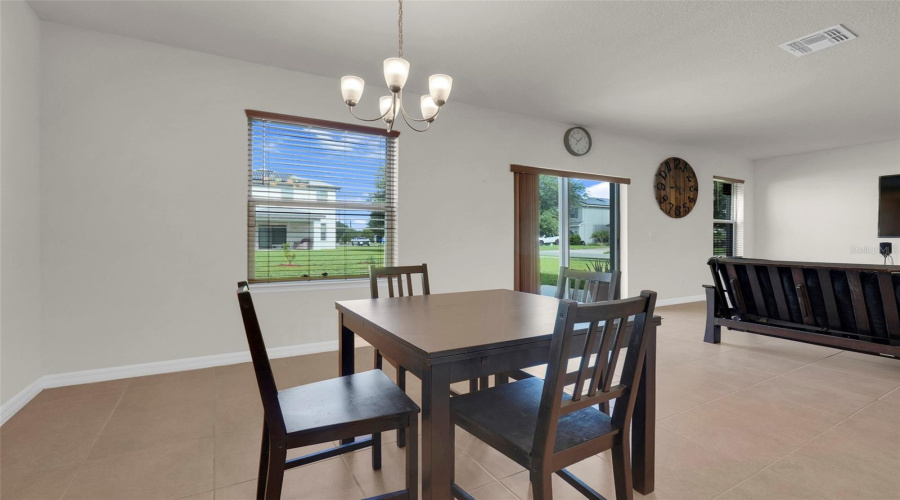 Kissimmee, Florida 34744, 4 Bedroom Bedrooms, ,2 Bathroombathrooms,Residential,For Sale,Crest,0,Mfro6409508