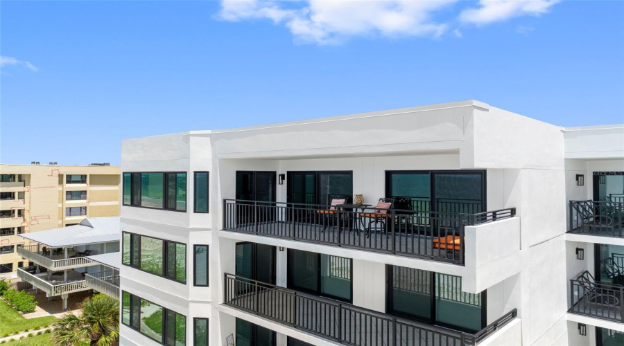 Indian Rocks Beach, Florida 33785, 2 Bedroom Bedrooms, ,2 Bathroombathrooms,Residential,For Sale,Gulf,0,Mfrtb8541950
