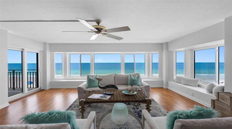 Penthouse Unit Overlooking Irb