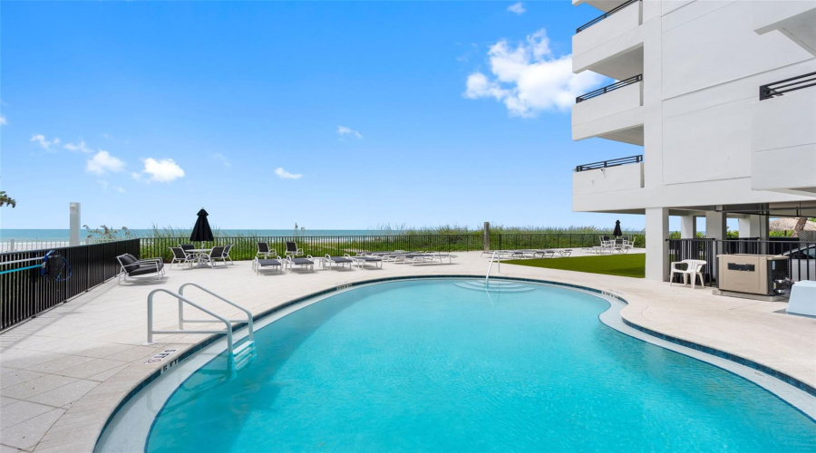 Indian Rocks Beach, Florida 33785, 2 Bedroom Bedrooms, ,2 Bathroombathrooms,Residential,For Sale,Gulf,0,Mfrtb8541950