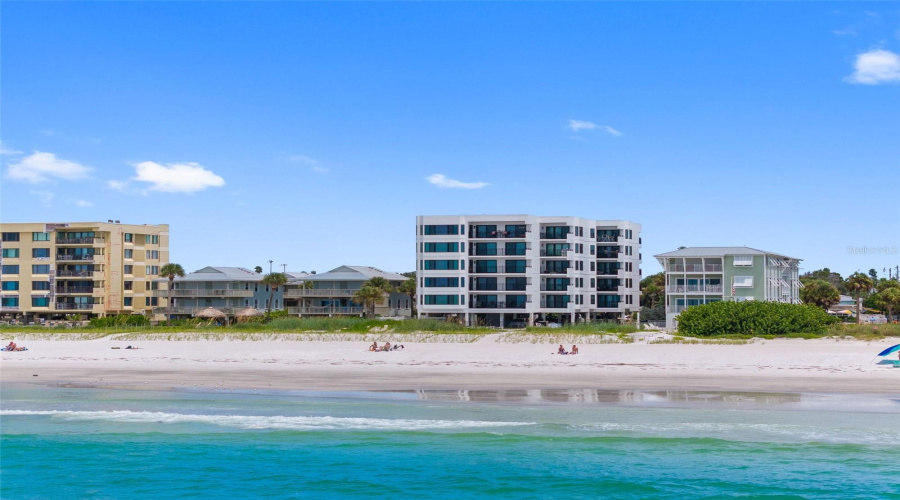 Indian Rocks Beach, Florida 33785, 2 Bedroom Bedrooms, ,2 Bathroombathrooms,Residential,For Sale,Gulf,0,Mfrtb8541950