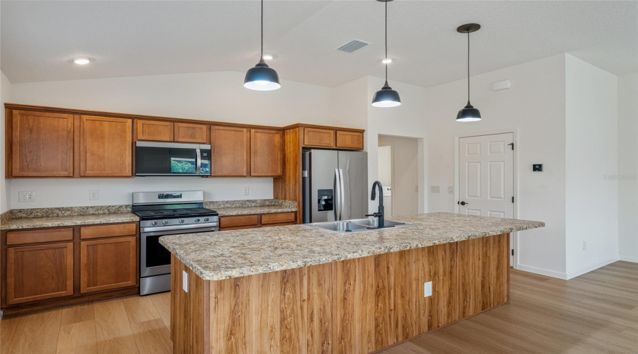 The Villages, Florida 32163, 3 Bedroom Bedrooms, ,2 Bathroombathrooms,Residential,For Sale,Patricia,0,Mfrg5112381